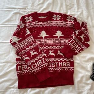 Very cute Christmas sweater